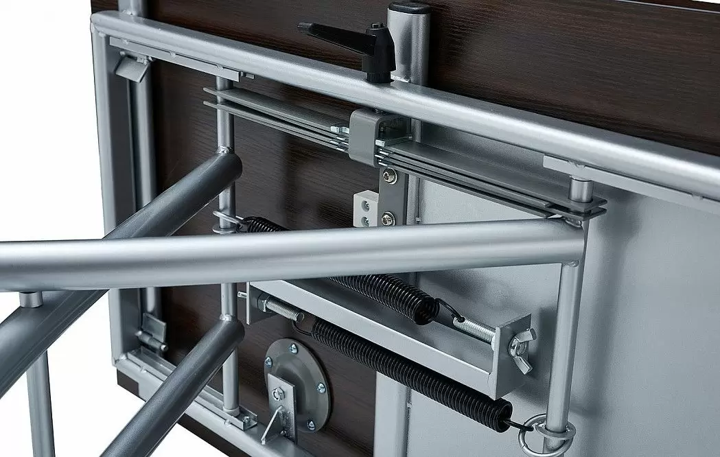 Стол-трансформер Clayton I из Италии