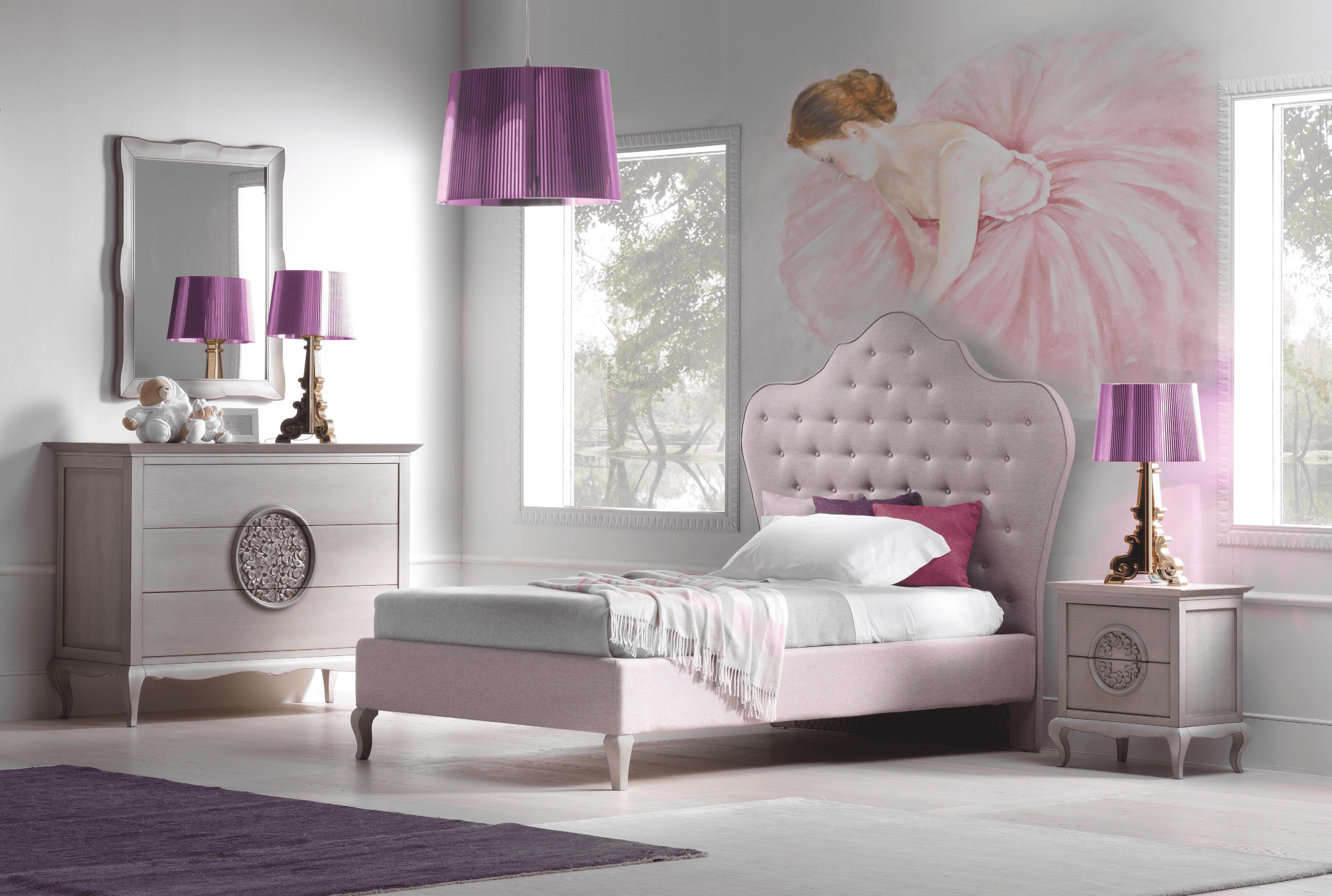 Мебель для спальни из коллекции Maison des Fleurs из Италии