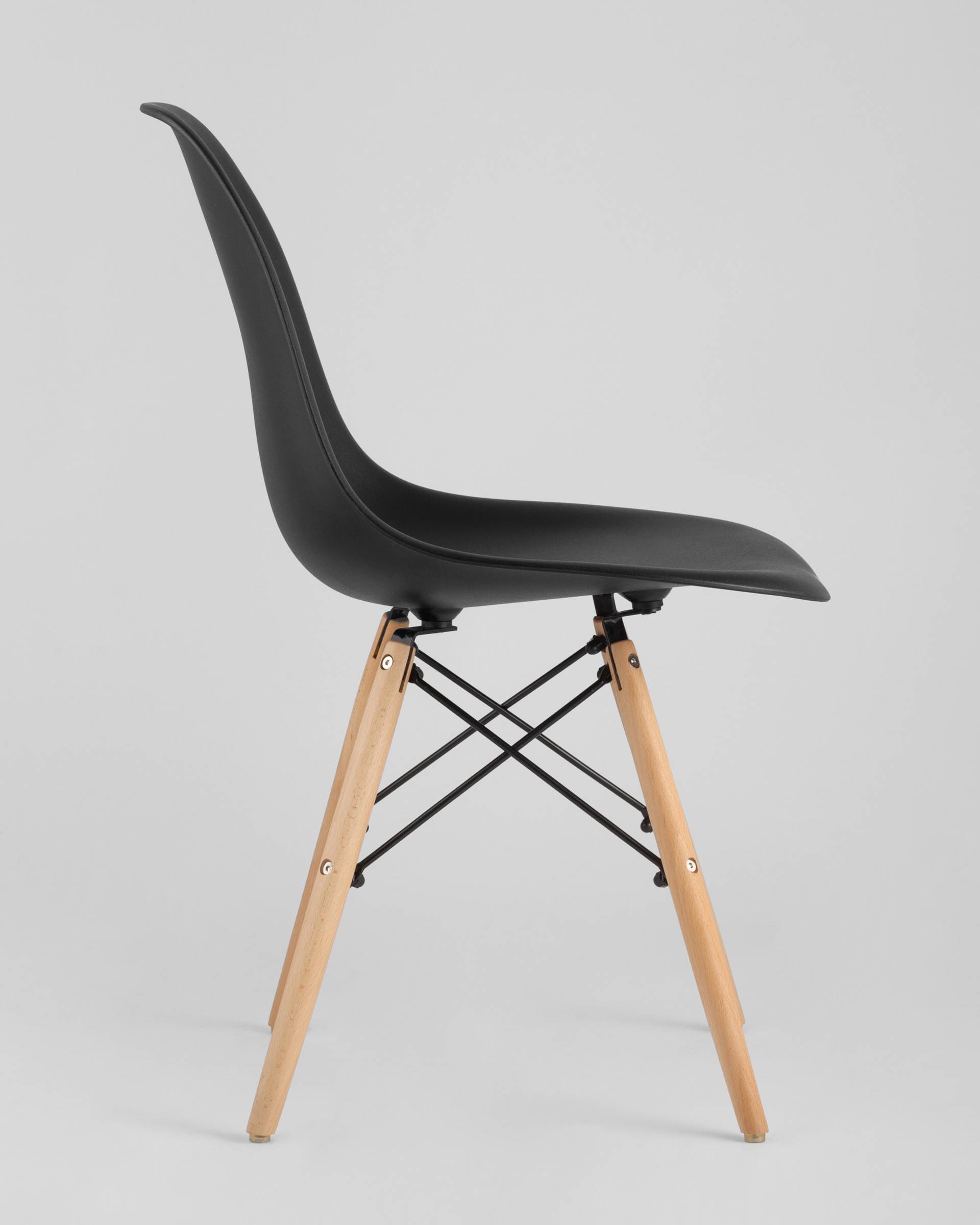 Стул Eames Style DSW черный x4 из Италии