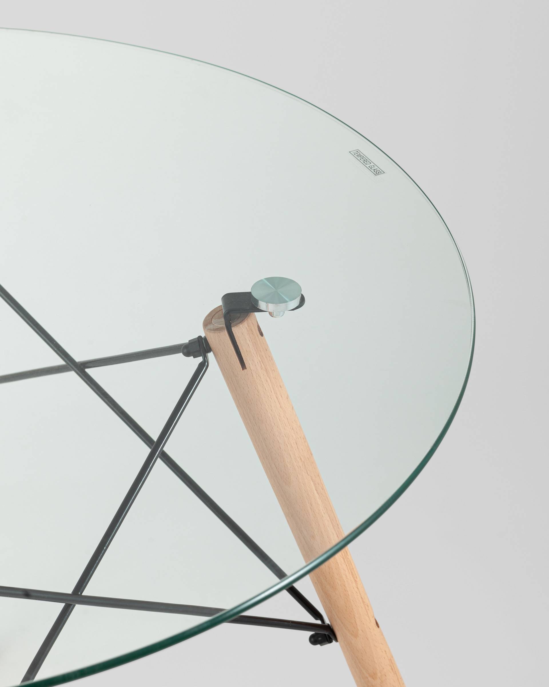 Стол Eames DSW D80 стеклянный из Италии