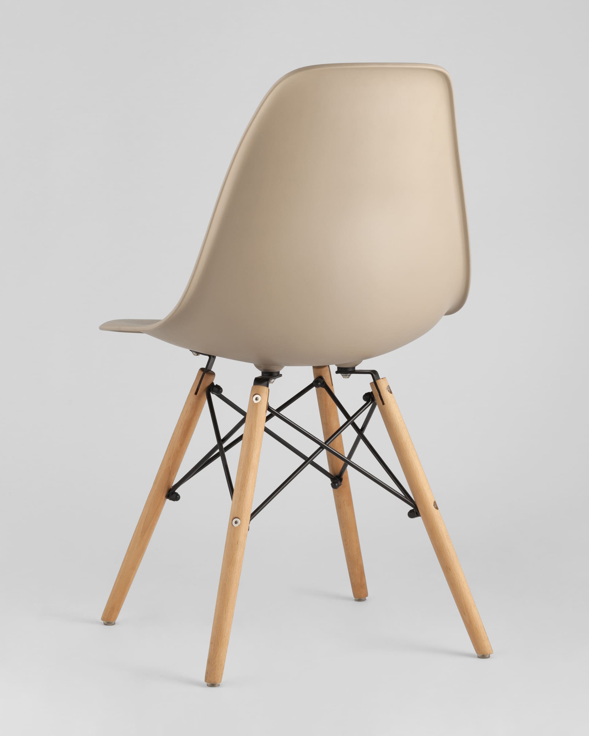 Стул Eames DSW бежевый x4 из Италии