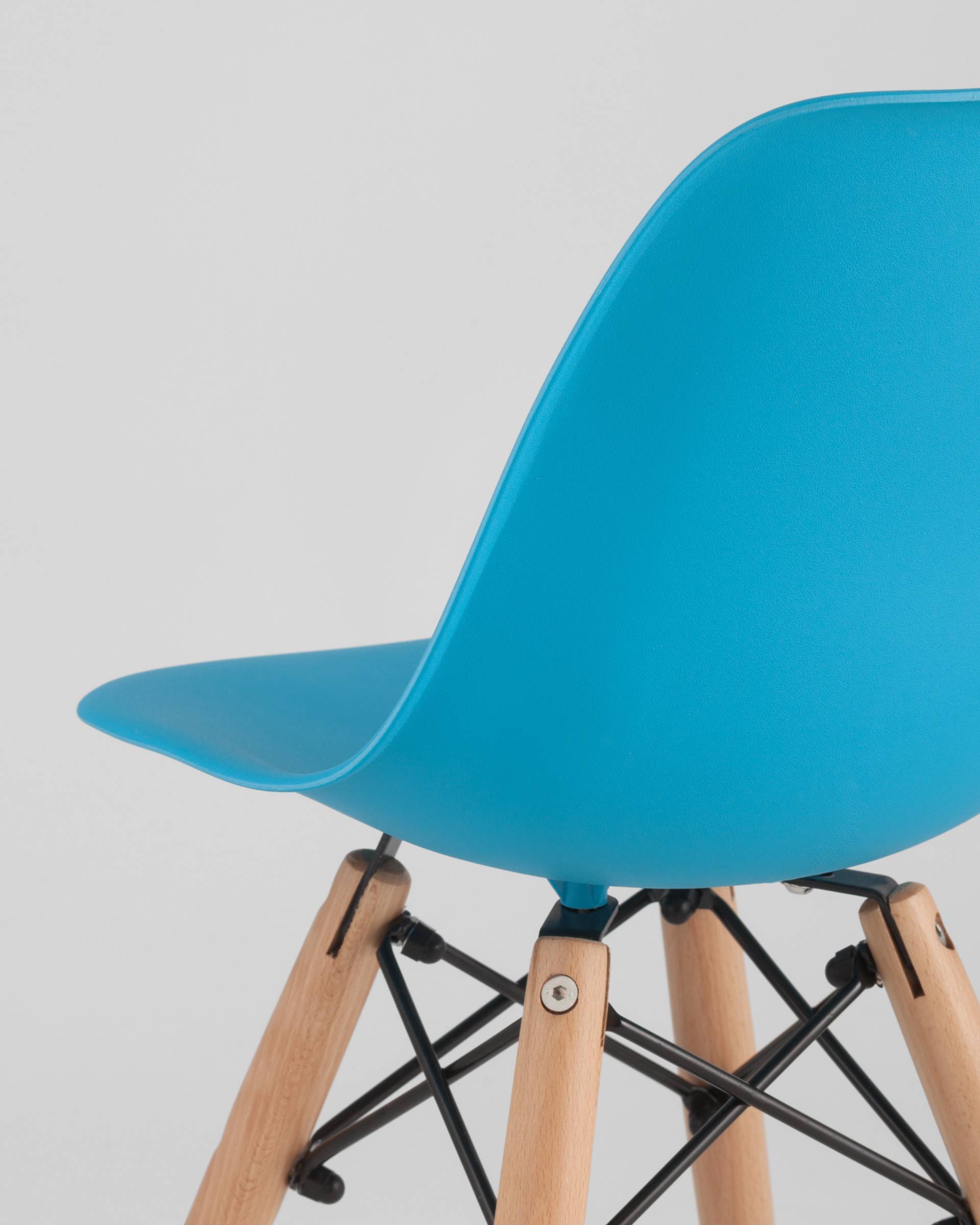 Стул Eames DSW детский голубой из Италии