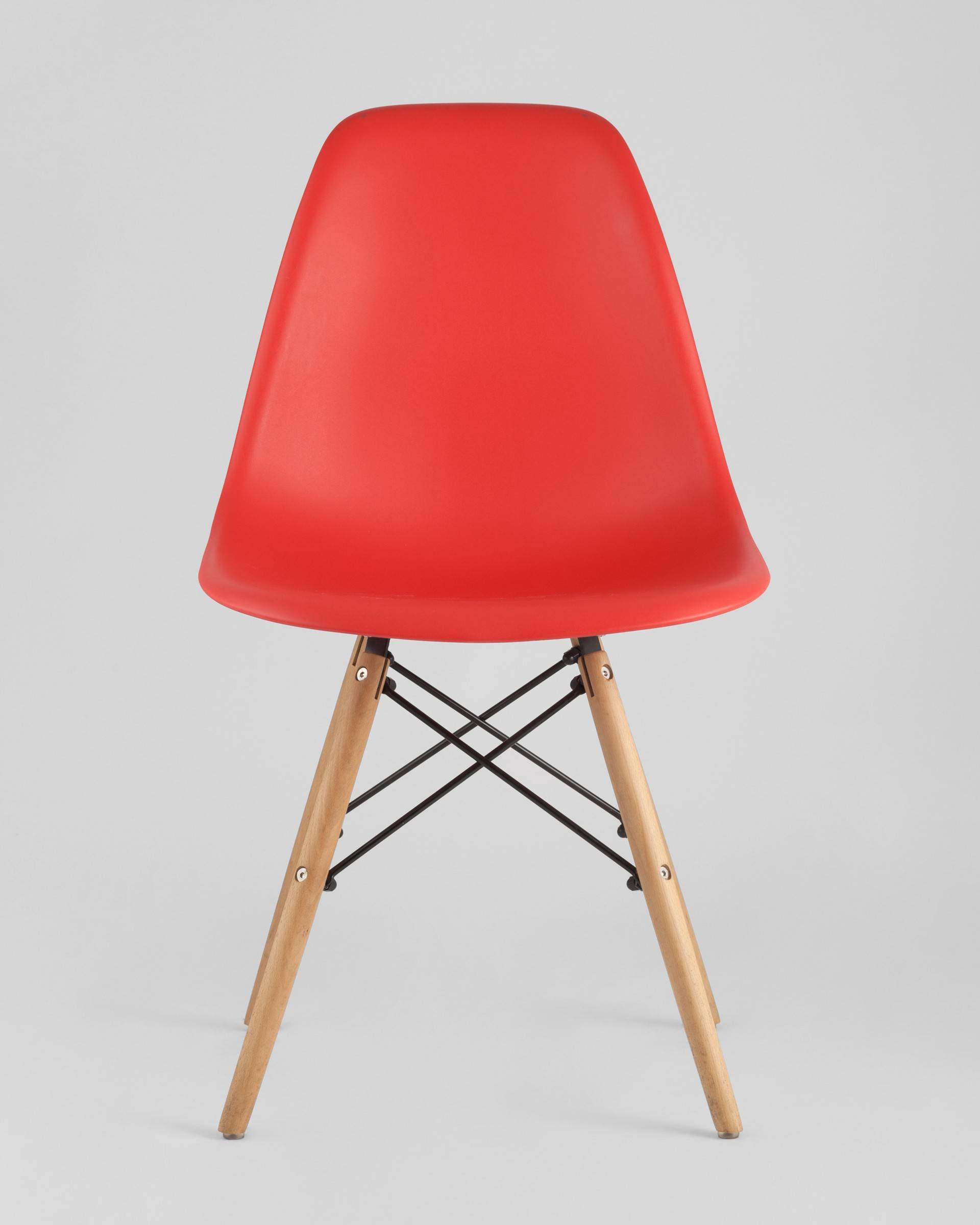Стул Eames DSW красный из Италии