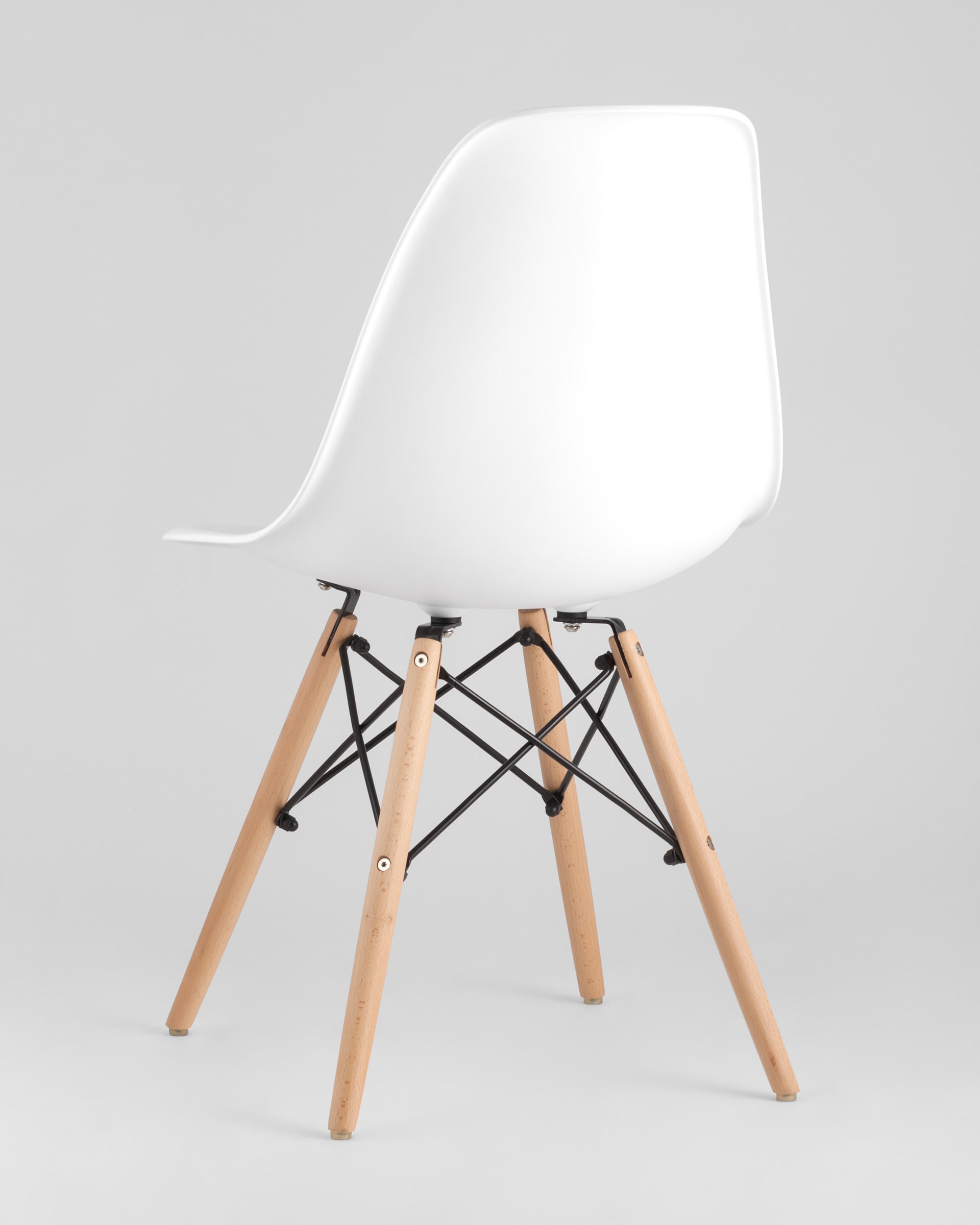 Стул Eames Style DSW белый (разборный каркас) из Италии