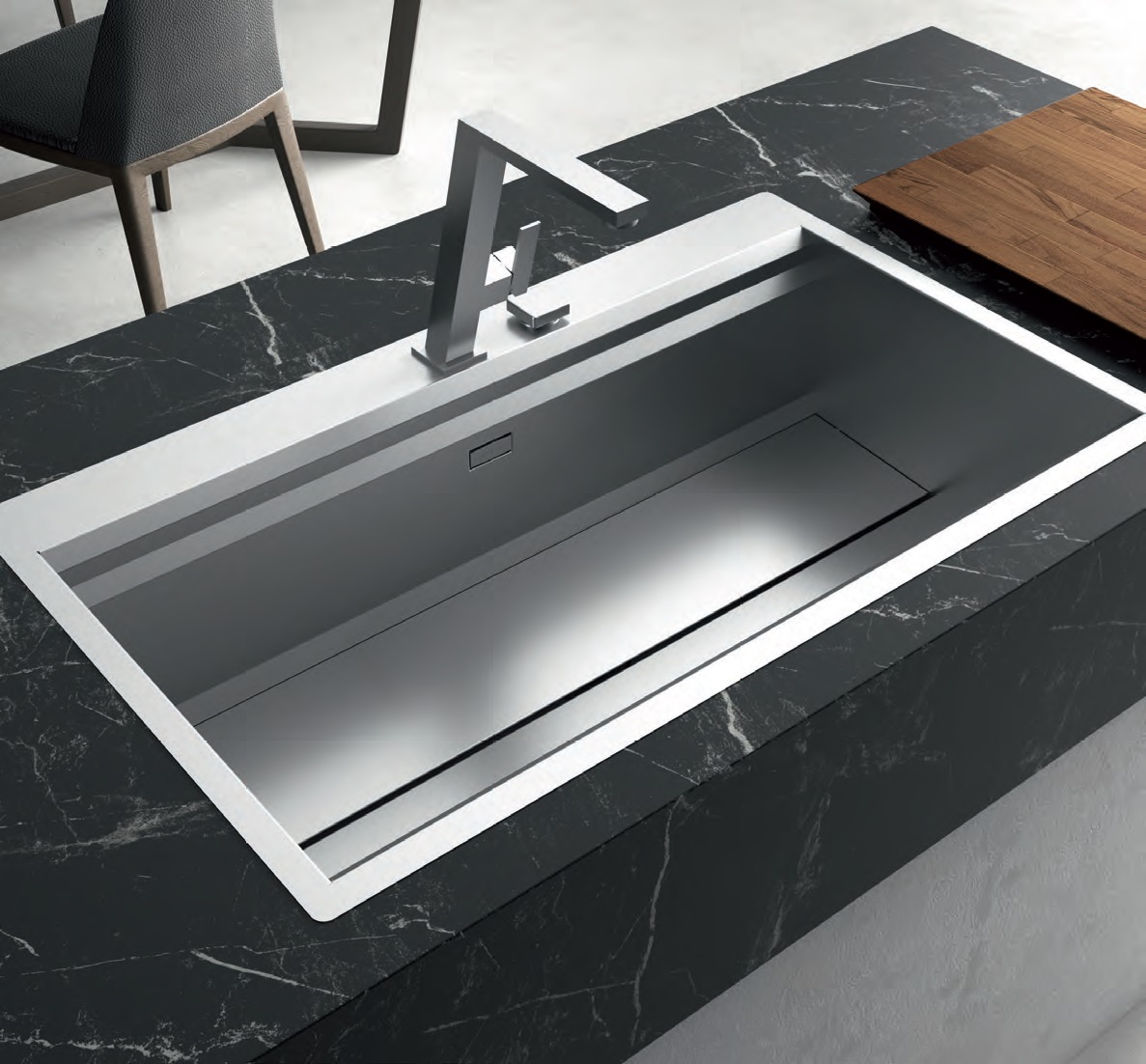 Мойка Artinox Layer SBR 50 из Италии