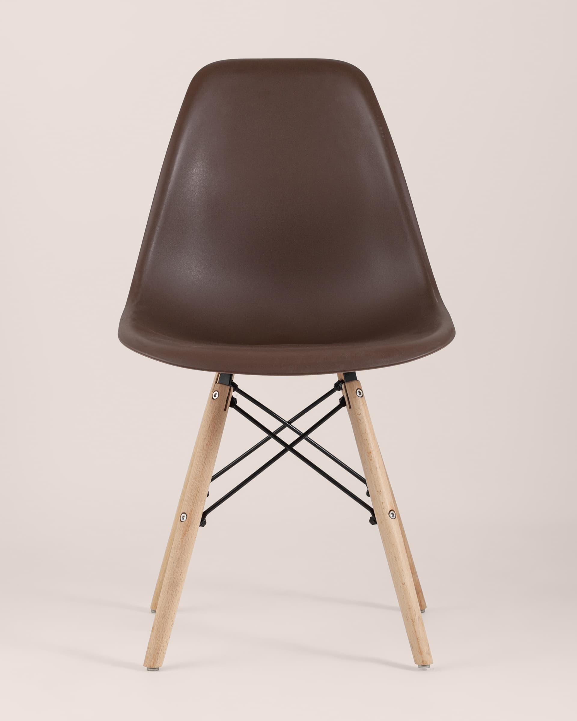 Стул Eames Style DSW коричневый (разборный каркас) из Италии
