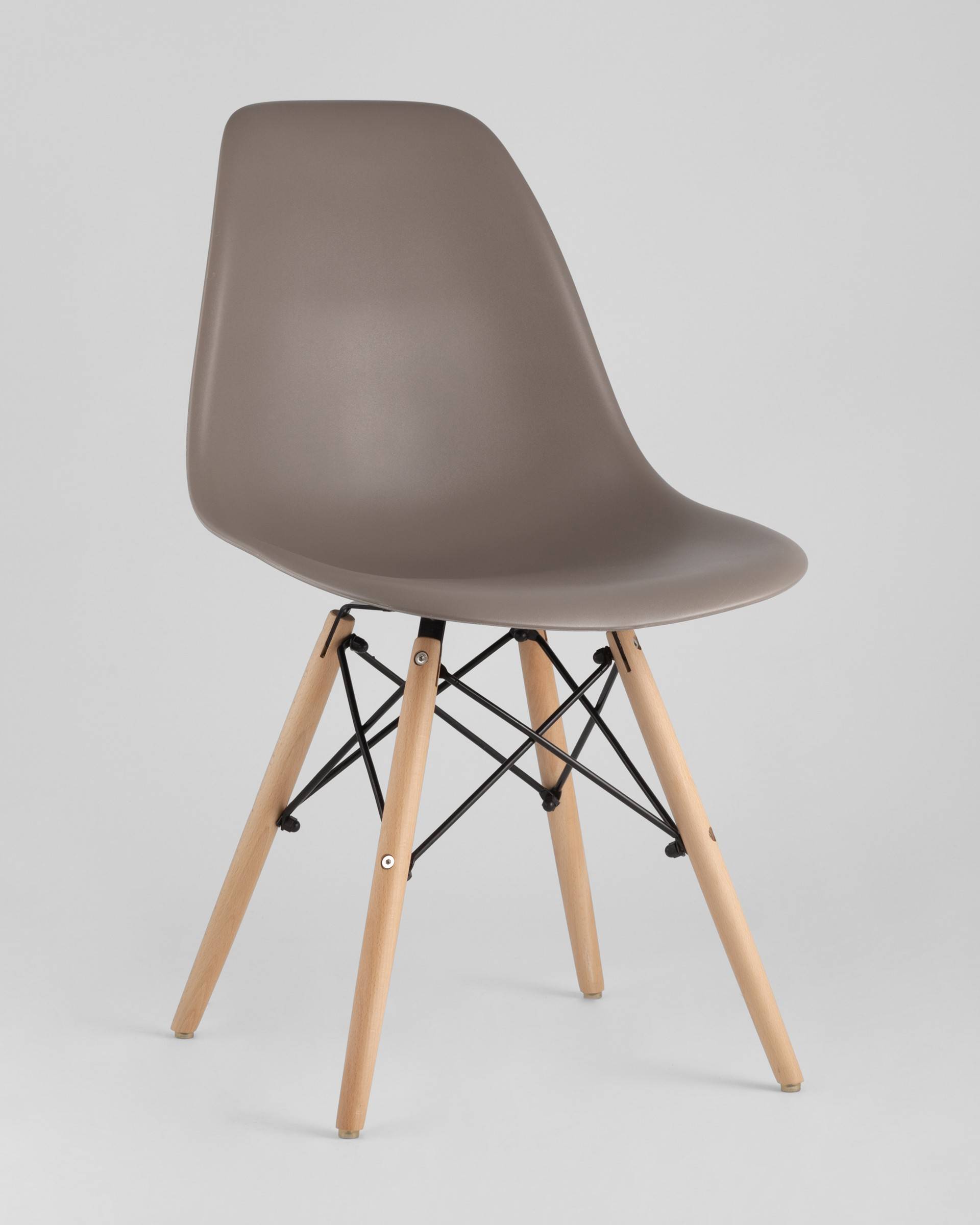 Стул Eames DSW темно-серый из Италии