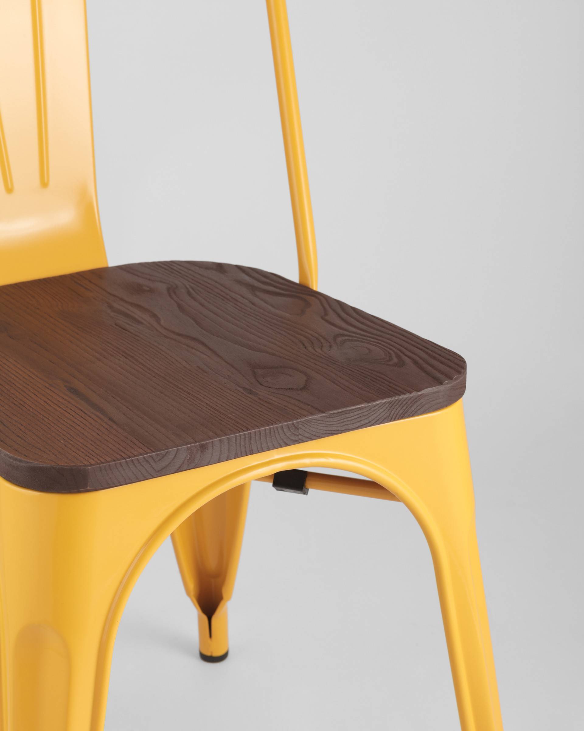 Стул TOLIX WOOD желтый из Италии