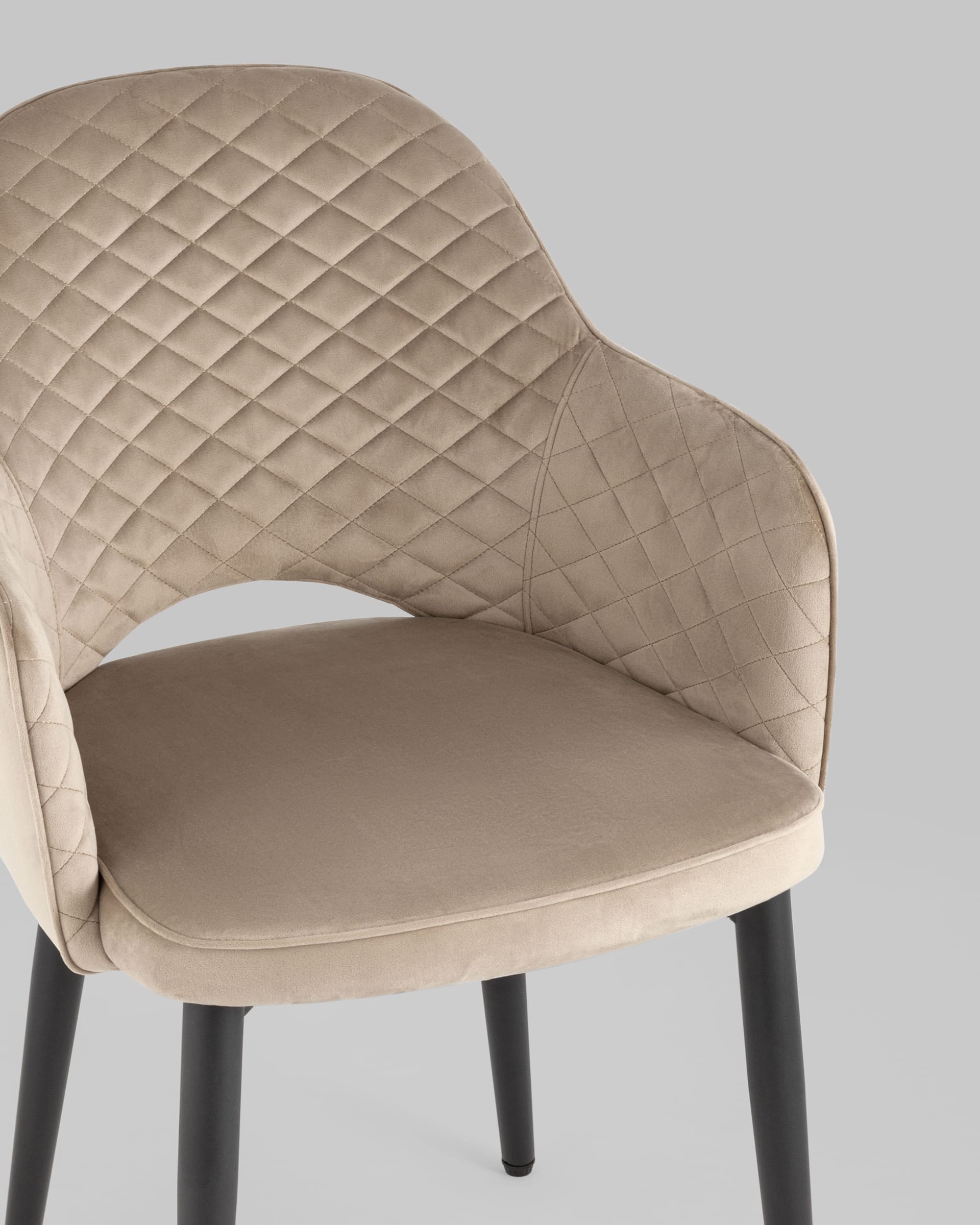 Стул Венера диамант велюр шампань с подлокотниками из Италии